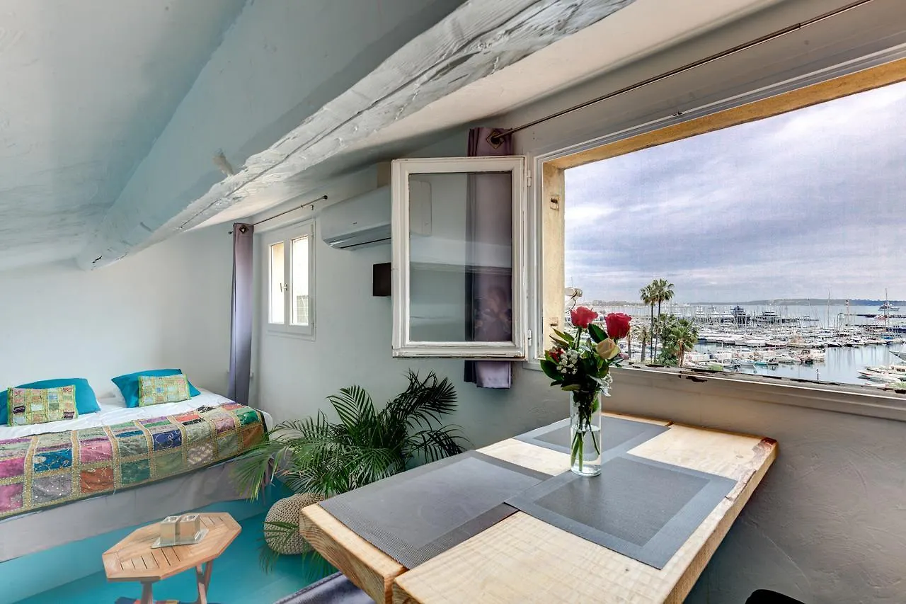 Cocoon'In Cannes Le Suquet 0*,  France