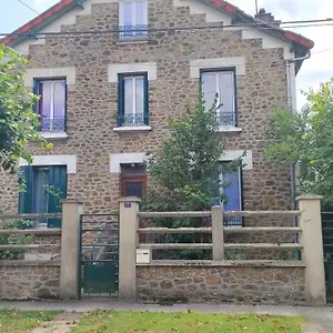 Habilis Homestay Paray-Vieille-Poste