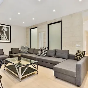 Blue Nights - Sebastopol Apartment Paris